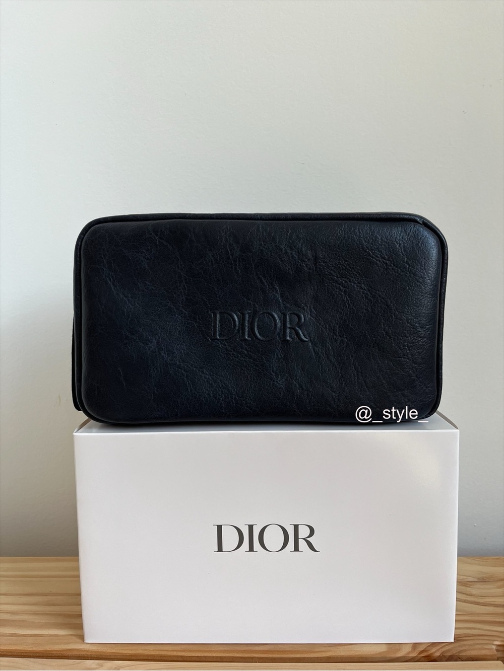 Dior Dark Navy Travel Pouch - Picture 2 of 5